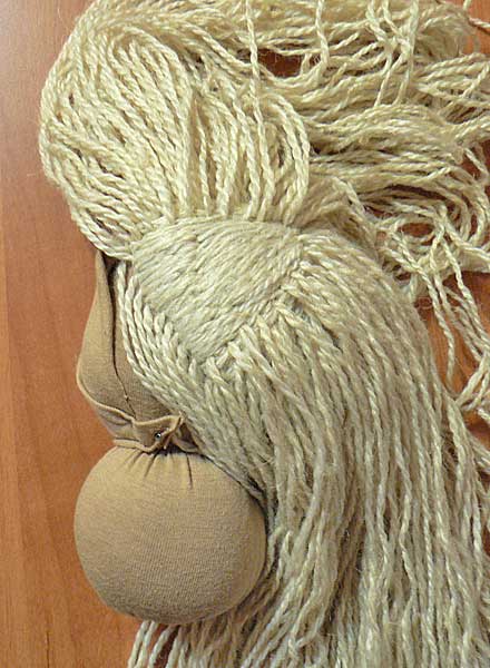 как сделать волосы вальдорфской кукле 
